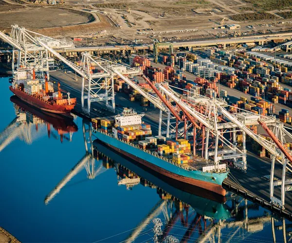 Industrial Gearboxes & Speed Reducers for Marine & Offshore